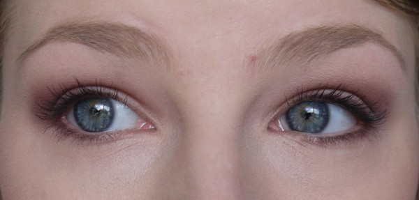 Минеральные тени iHerb